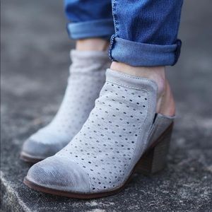 Diba True “Line Drive” Grey Bootie/Mule Size 9